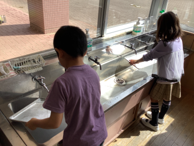 １ねん１くみ_ずこう_石井　由香里_2025年10月3日のノート_3