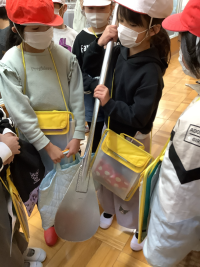 ２年１組_せいかつ_高木　直子_2025年12月15日のノート (10)